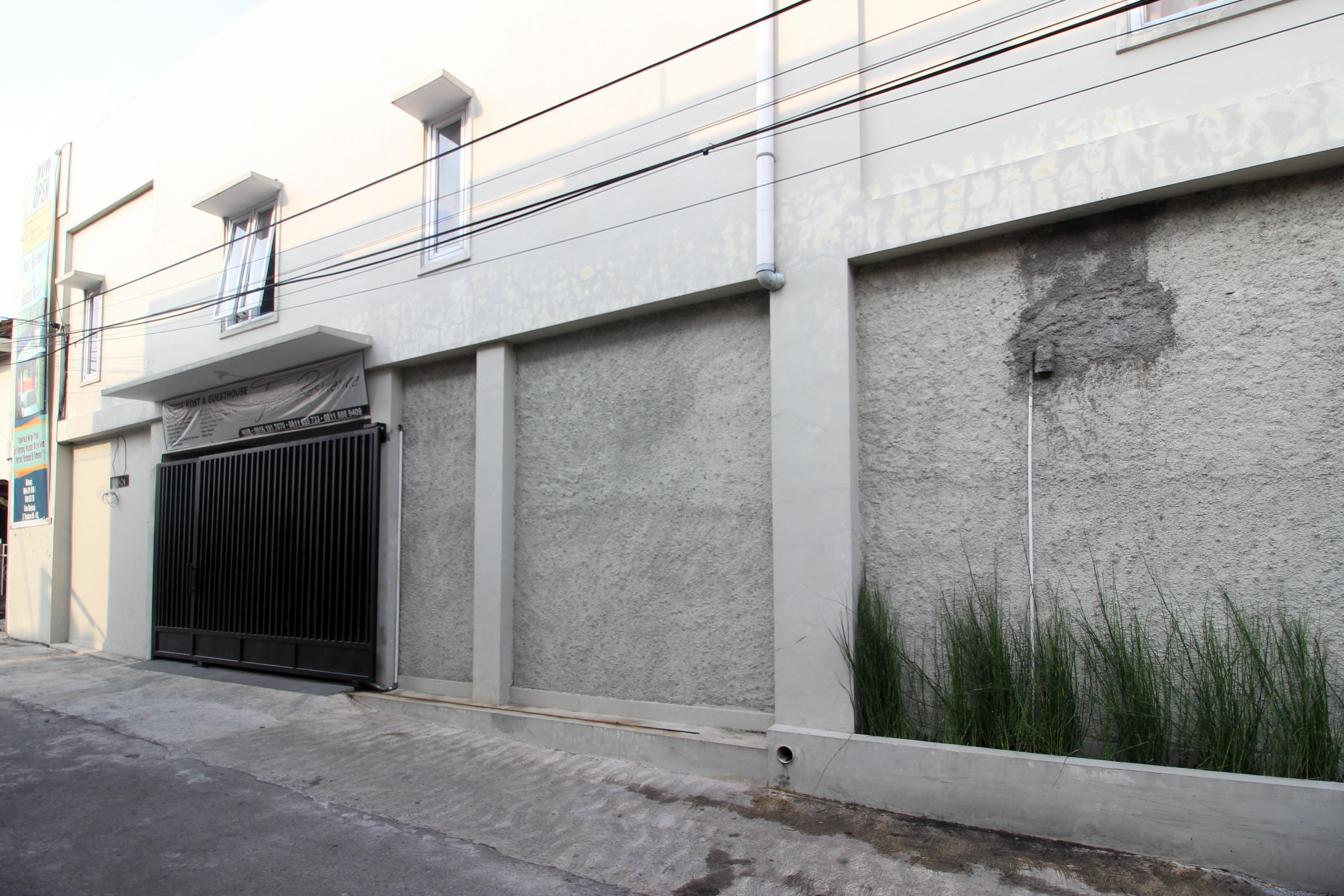 近中爪哇日惹国家发展大学红门酒店2号 Maguwo 外观 照片